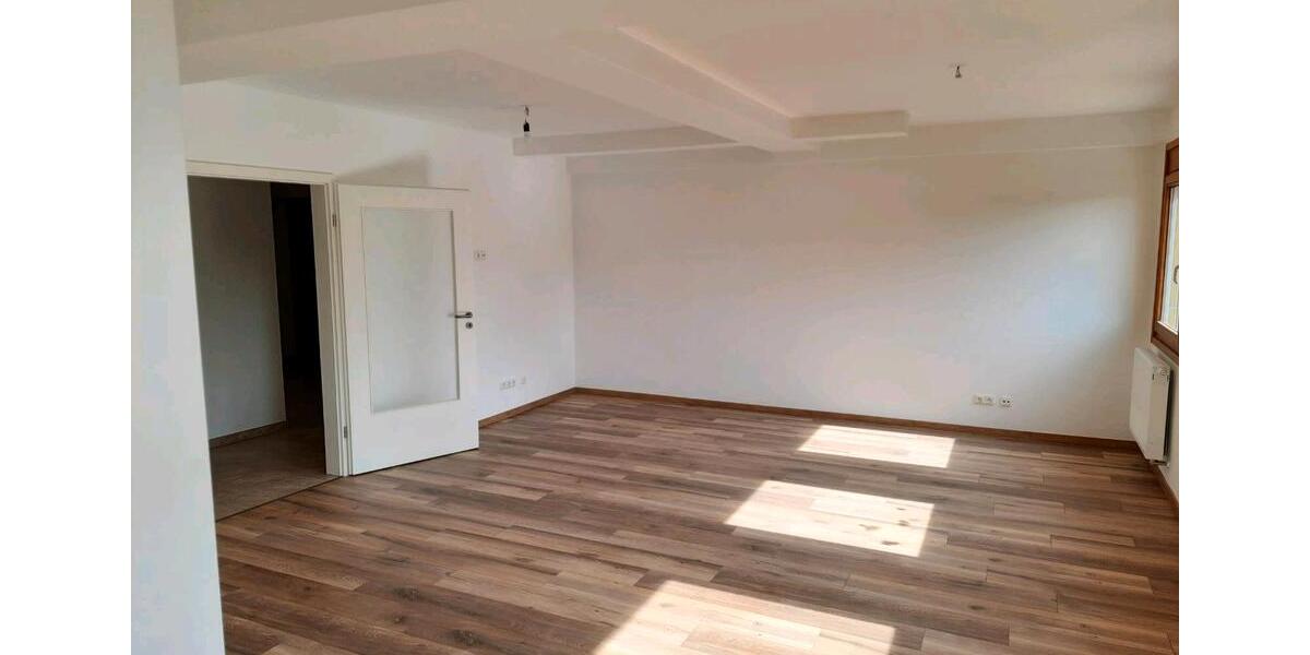 Etagenwohnung Diedorf - 3.5 Zimmer, 146 m&sup2;, 1.800&euro; | Angebot:26427266