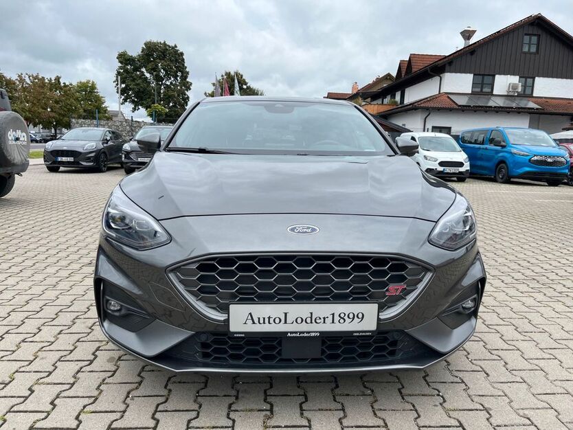 Ford Focus 46.580 km 23.950 € Kissing 86438