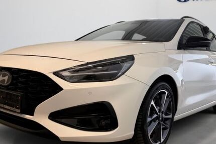 Hyundai i30 15.986 km 22.485 &euro; Augsburg 86156