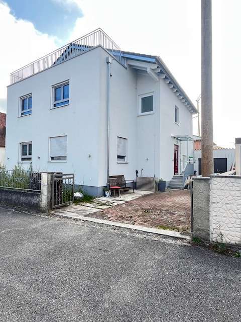 Haus zum Kaufen in Herbertshofen 630.000 € 227 m² 9 zimmer