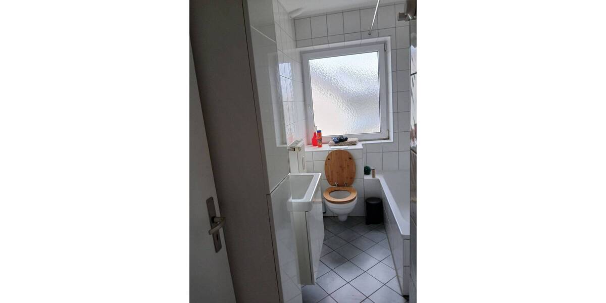 Etagenwohnung Neusäß - 3 Zimmer, 69 m&sup2;, 864&euro; | Angebot:26453441