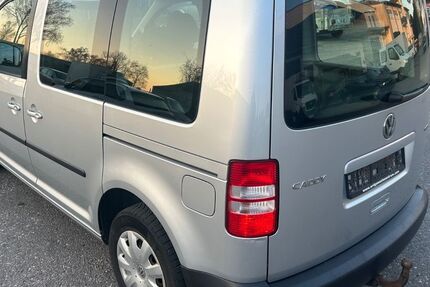 VW Caddy 288.150 km 3.999 € Augsburg 86165