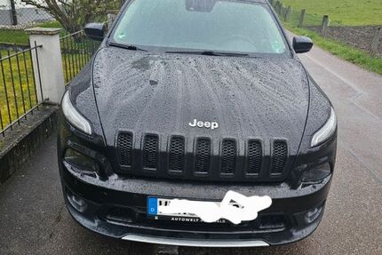 Jeep Cherokee 140.000 km 11.990 &euro; Buttenwiesen 86647