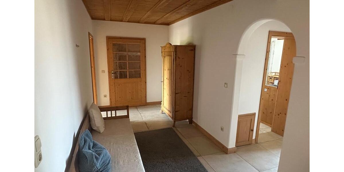 Etagenwohnung Großaitingen - 3 Zimmer, 100 m&sup2;, 1.300&euro; | Angebot:26705038