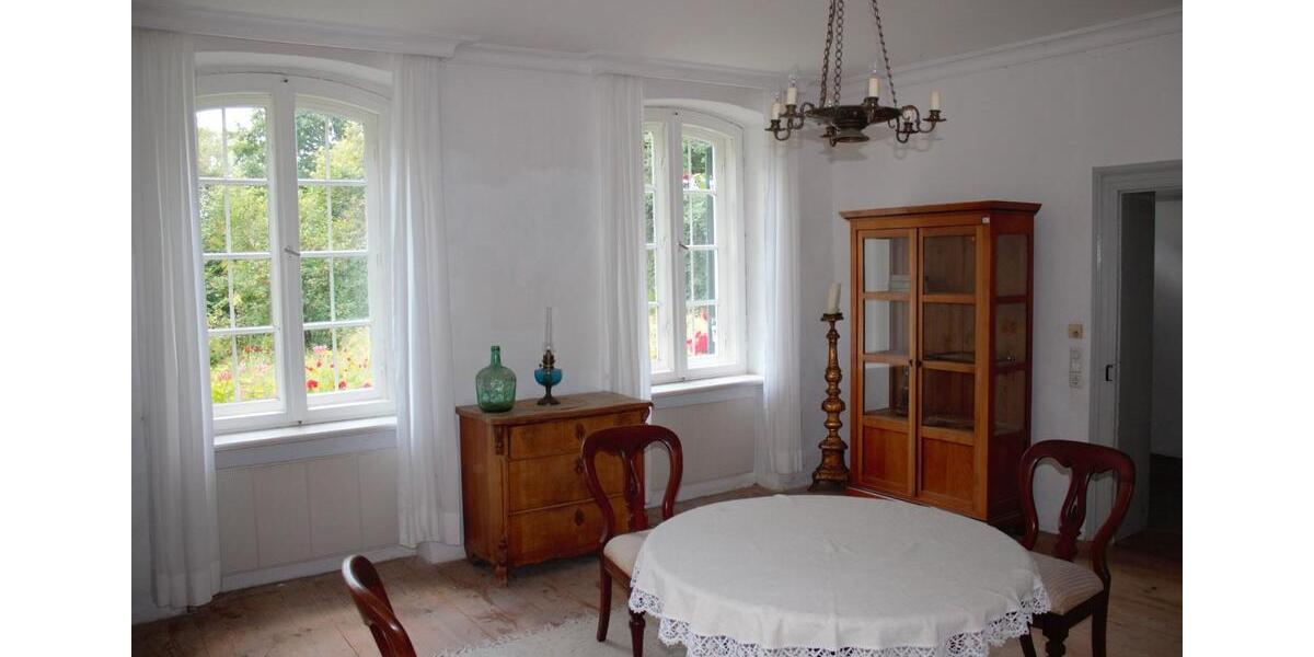 Einfamilienhaus Schiltberg - 7 Zimmer, 200 m&sup2;, 980.000&euro; | Angebot:26961275