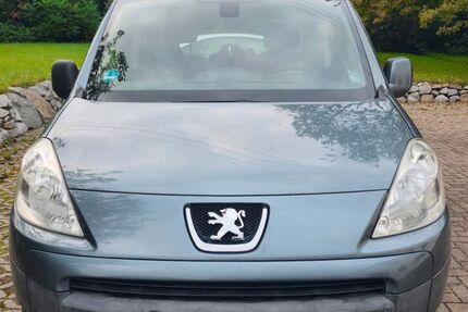 Peugeot Partner Tepee 210.000 km 4.990 &euro; Scherstetten 86872