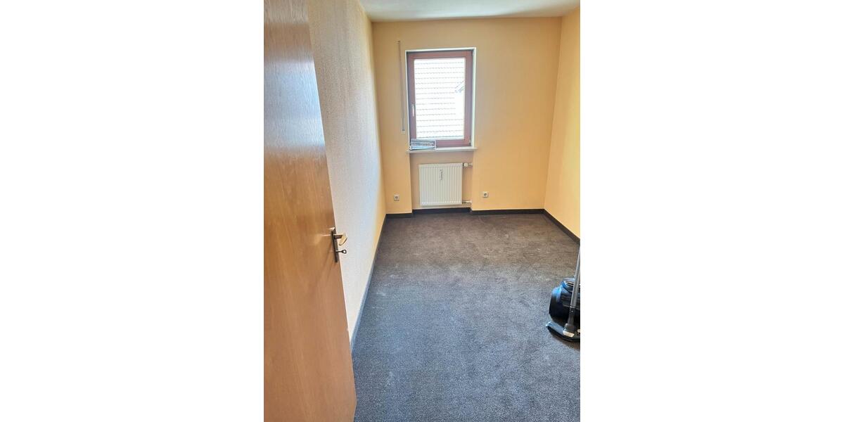 Etagenwohnung Augsburg Oberhausen - 3 Zimmer, 73 m&sup2;, 295.000&euro; | Angebot:26421668