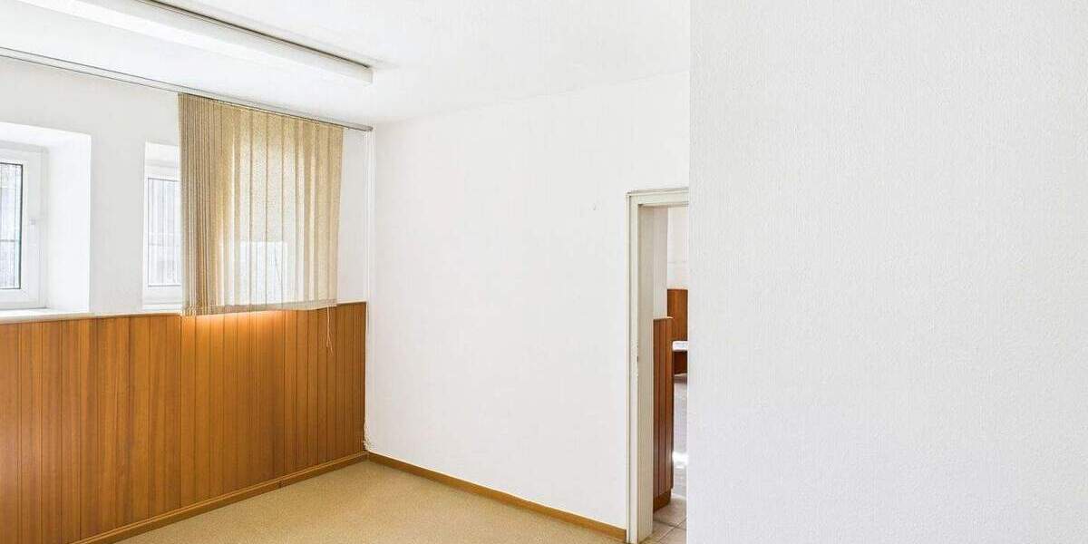 Gewerbeobjekt Augsburg Innenstadt - 6 Zimmer, 152 m&sup2;, 329.000&euro; | Angebot:25736014