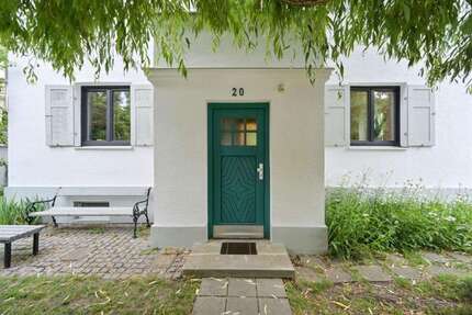 Haus zum Kaufen in Augsburg 1.100.000 € 150 m² 6 zimmer