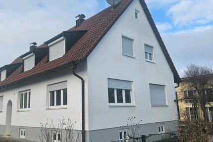 Haus Altomünster - 5 Zimmer, 98 m&sup2;, 1.350&euro; | Angebot:25797627