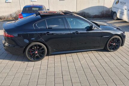 Jaguar XE 30.150 km 30.800 &euro; Augsburg 86153