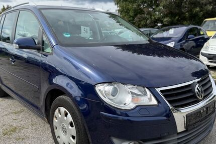 VW Touran 252.767 km 2.950 € Augsburg 86167