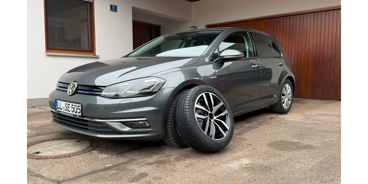 VW Golf 62.000 km 18.950 &euro; Beuerbach 86947