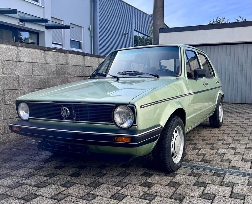 VW Golf 75.176 km 9.250 € Augsburg 86156