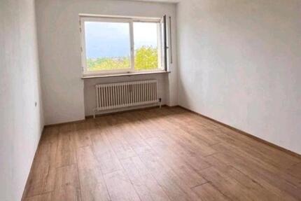 Wohnung Königsbrunn - 3 Zimmer, 84 m&sup2;, 1.300&euro; | Angebot:25521053