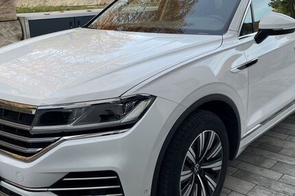 VW Touareg 58.500 km 42.900 &euro; Augsburg 86179