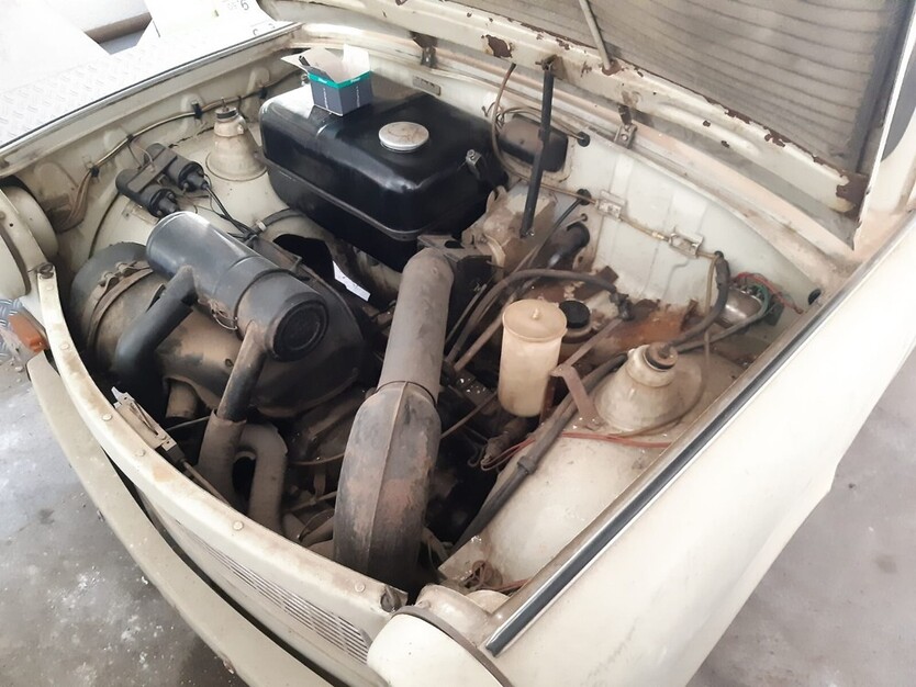 Trabant P 601 82.849 km 2.499 € Erdweg 85253