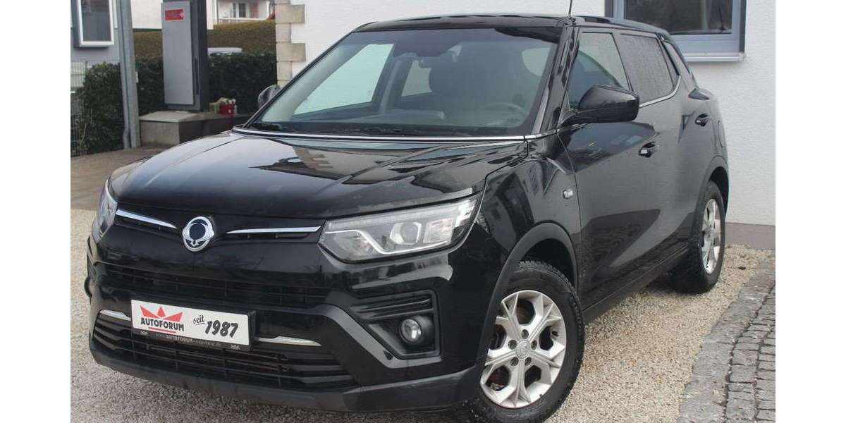 SsangYong Tivoli 118.000 km 11.900 &euro; Königsbrunn 86343
