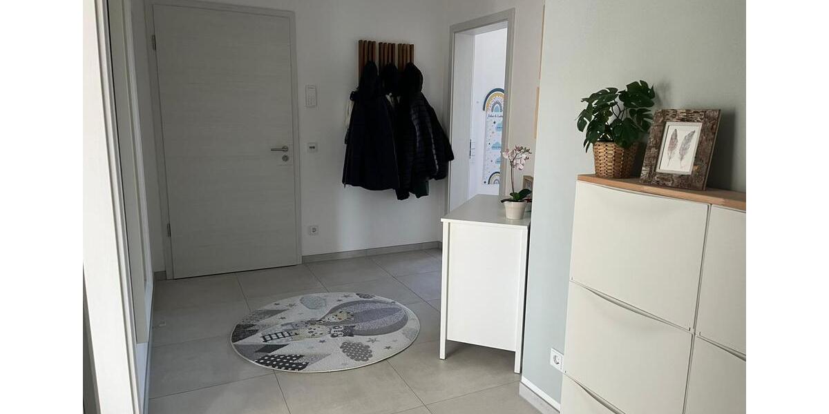 Etagenwohnung Jesenwang - 4.5 Zimmer, 119 m&sup2;, 1.530&euro; | Angebot:26262648