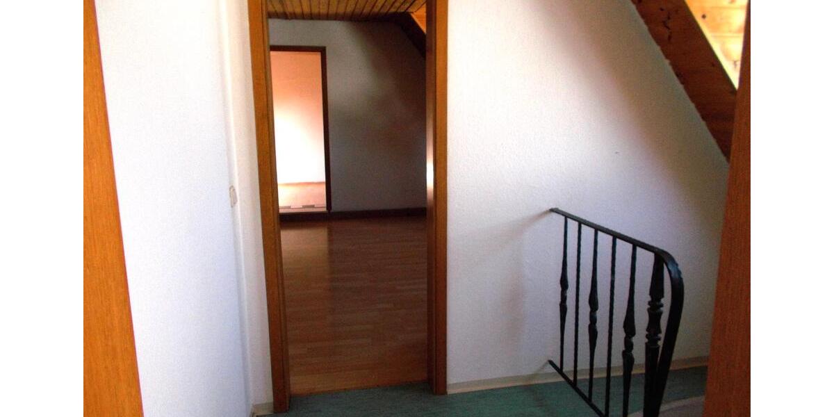 Einfamilienhaus Augsburg - 4 Zimmer, 122 m&sup2;, 1.190&euro; | Angebot:26697443