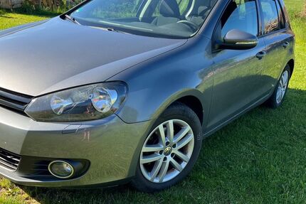 VW Golf 217.000 km 2.950 &euro; Altomünster 85250