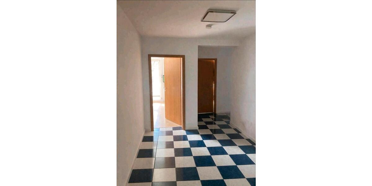 Etagenwohnung Nordendorf - 4 Zimmer, 89 m&sup2;, 345.000&euro; | Angebot:27107816