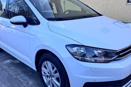 VW Touran 69.000 km 19.890 &euro; Mammendorf 82291