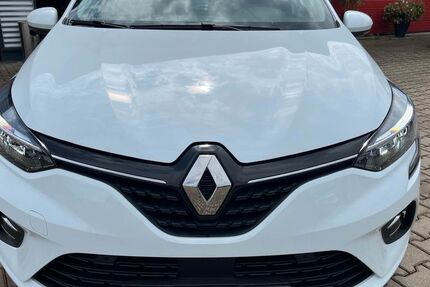 Renault Clio 120.000 km 14.490 € Königsbrunn 86343
