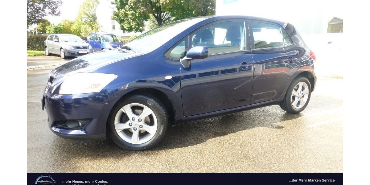 Toyota Auris 106.000 km 6.790 € Augsburg 86156