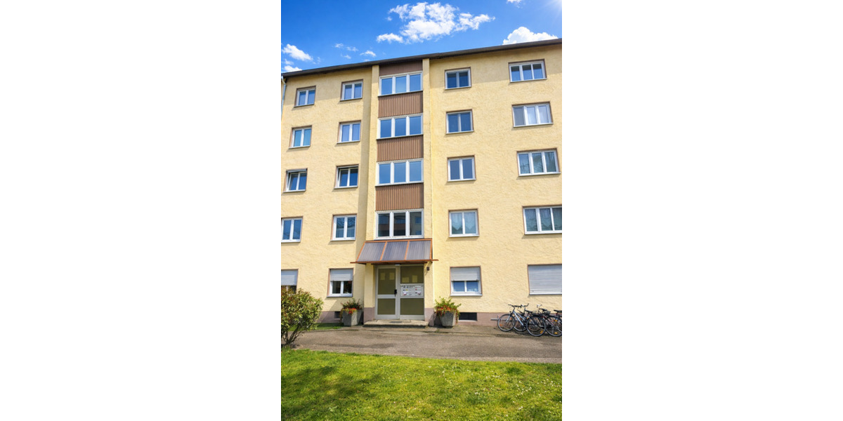 Etagenwohnung Augsburg Göggingen - 5 Zimmer, 105 m&sup2;, 320.000&euro; | Angebot:26016324