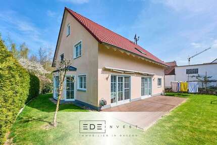 Haus zum Kaufen in Aichach 860.000 € 195.74 m²