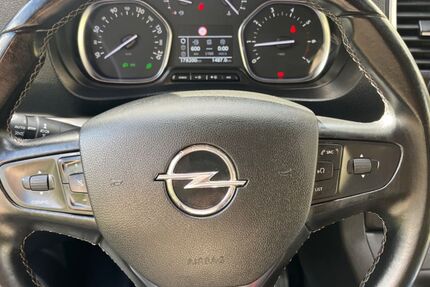 Opel Zafira Life 179.000 km 24.490 € Augsburg 86156