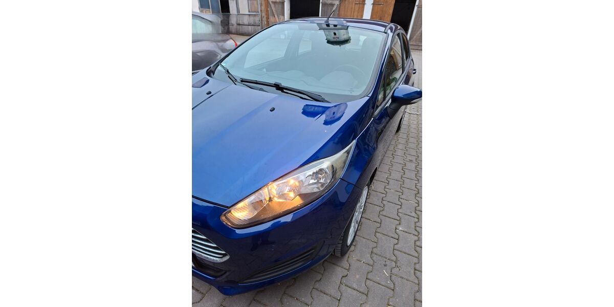Ford Fiesta 145.500 km 4.900 &euro; Todtenweis 86447