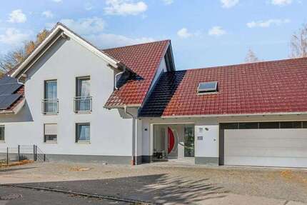 Haus zum Kaufen in Langerringen 880.000 € 200 m² 7 zimmer