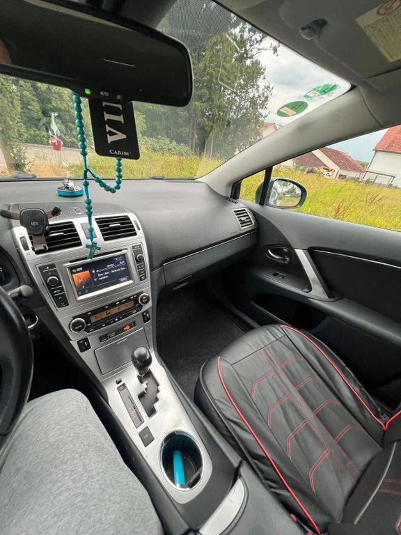Avensis