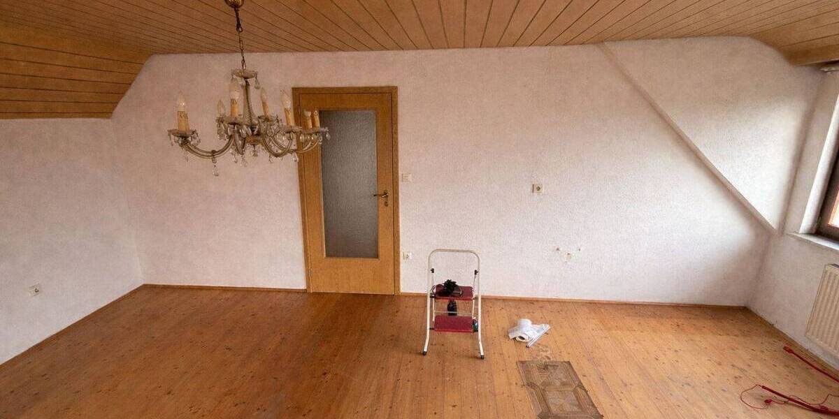 Einfamilienhaus Dinkelscherben - 8 Zimmer, 174 m&sup2;, 348.000&euro; | Angebot:26246184