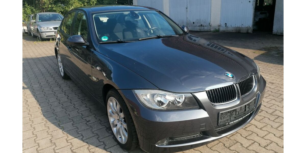 BMW 318 163.000 km 6.950 &euro; Buttenwiesen 86647