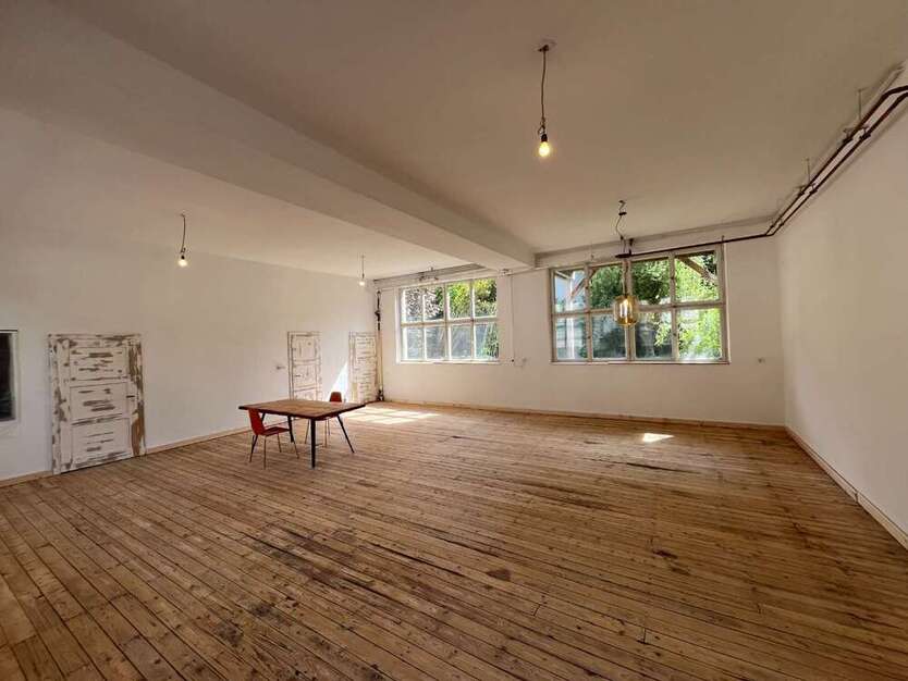 Büro in Augsburg 400 € 23 m²