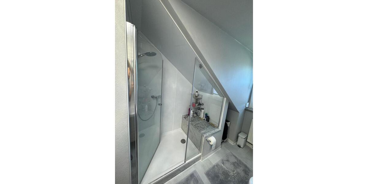 Dachgeschoßwohnung Untermeitingen - 3 Zimmer, 75 m&sup2;, 270.000&euro; | Angebot:26032031