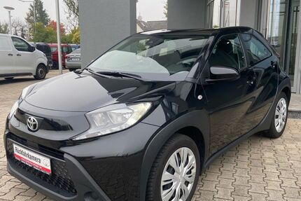 Toyota Aygo (X) 55.000 km 12.350 € Königsbrunn / Augsburg 86343
