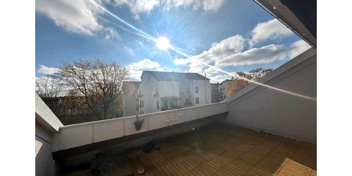 Dachgeschoßwohnung Augsburg Innenstadt - 2 Zimmer, 80 m&sup2;, 1.185&euro; | Angebot:25207636