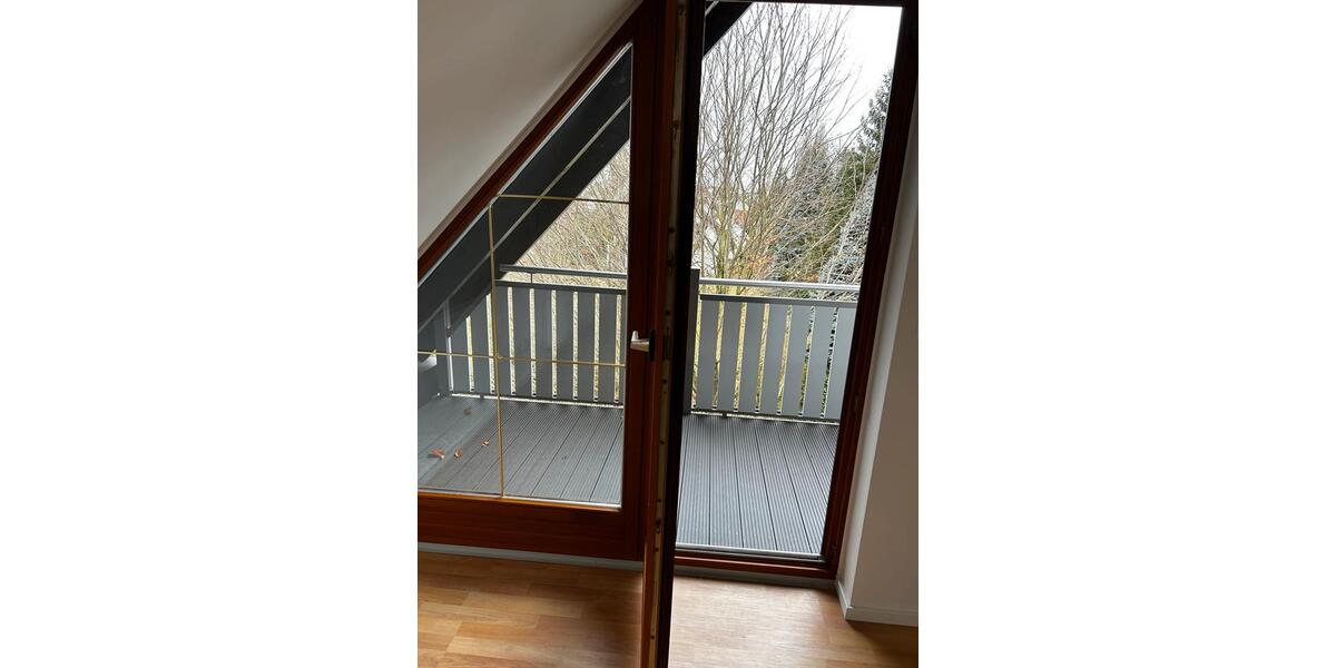 Dachgeschoßwohnung Kissing - 1 Zimmer, 50 m&sup2;, 690&euro; | Angebot:26097086