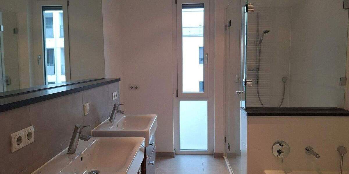 Toplage! Neuwertige 96qm-Wohnung im Prinz-Karl-Viertel, 2.OG, mit Terrasse 3 zimmer