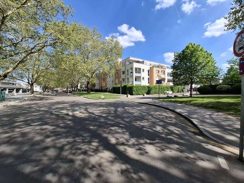 Wohnung zum Kaufen in Augsburg 270.000 € 46.78 m²