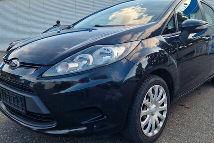 Ford Fiesta 198.000 km 1.990 &euro; Augsburg 86167