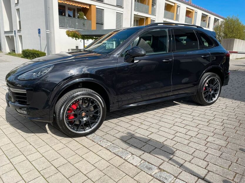 Porsche Cayenne 100.000 km 45.000 € Kissing 86438