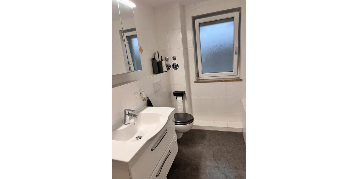 Etagenwohnung Langweid am Lech - 4 Zimmer, 96 m&sup2;, 490.000&euro; | Angebot:23457784