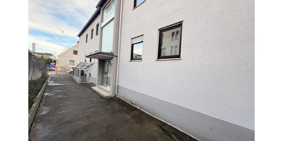 Dachgeschoßwohnung Augsburg Lechhausen - 3 Zimmer, 77 m&sup2;, 310.000&euro; | Angebot:25073037