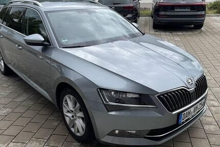 Skoda Superb 118.000 km 18.950 € Egenhofen OT Unterschweinbach 82281
