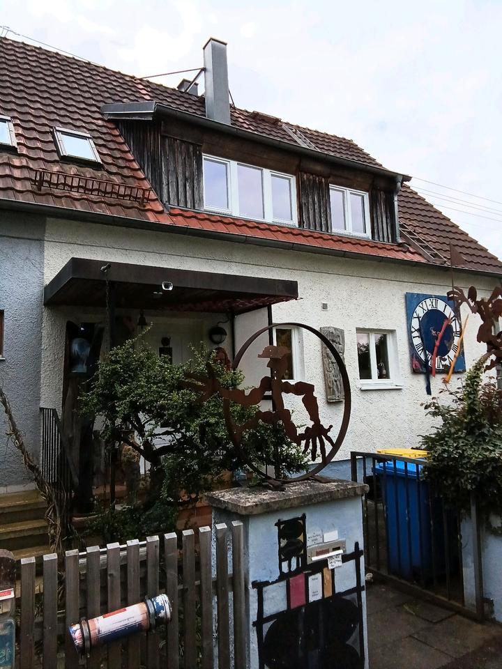 Zimmer zu vermieten